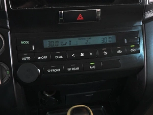 Внедорожник Toyota Land Cruiser 2010 года, 2629000 рублей, Аксай