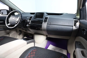 Лифтбек Toyota Prius 2007 года, 759000 рублей, Новосибирск