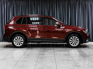 Внедорожник Volkswagen Tiguan 2019 года, 2354000 рублей, Тюмень