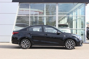 Седан Kia Rio 2020 года, 1580000 рублей, Ярославль