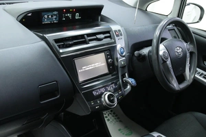 Универсал Toyota Prius Alpha 2017 года, 1598000 рублей, Солонцы