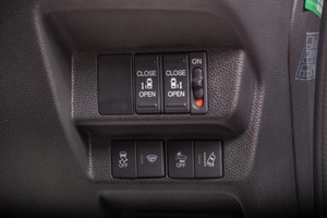 Минивэн Honda Freed 2020 года, 1999000 рублей, Томск