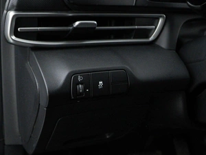 Седан Hyundai Elantra 2021 года, 1927077 рублей, Москва