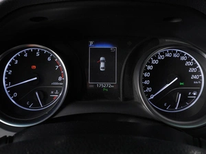 Седан Toyota Camry 2020 года, 2357040 рублей, Красный Пахарь