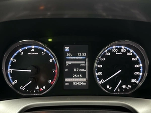 Внедорожник Toyota RAV4 2018 года, 2644990 рублей, Красноярск