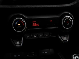 Седан Kia Rio 2017 года, 1249000 рублей, Тюмень