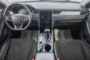 Лифтбек JAC J7 2023 года, 1589000 рублей, Барнаул