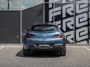Хетчбэк Opel Astra GTC 2013 года, 850000 рублей, Краснодар
