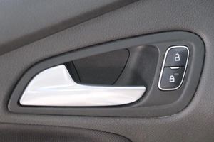 Хетчбэк Ford Focus 2017 года, 1159000 рублей, Омск