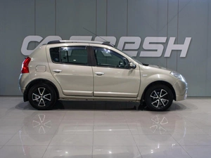 Хетчбэк Renault Sandero 2013 года, 749000 рублей, Петрозаводск