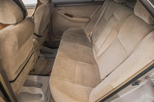 Седан Toyota Corolla 2000 года, 649000 рублей, Барнаул