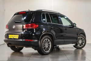 Внедорожник Volkswagen Tiguan 2016 года, 1819000 рублей, Челябинск