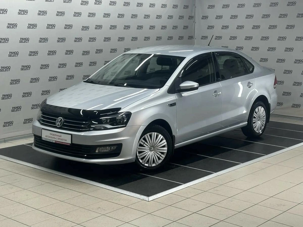 Седан Volkswagen Polo 2016 года, 1130000 рублей, Красноярск