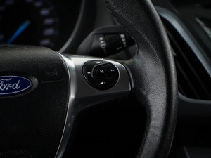 Хетчбэк Ford Focus 2011 года, 949046 рублей, Москва