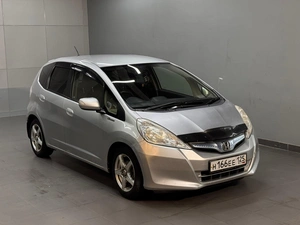Хетчбэк Honda Fit 2011 года, 697000 рублей, Красноярск