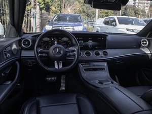 Седан Mercedes-benz E-класс 2021 года, 6300000 рублей, Большой Сочи