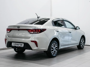 Седан Kia Rio 2019 года, 1389000 рублей, Красноярск