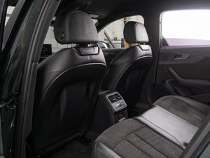 Седан Audi A4 2018 года, 2520000 рублей, Тюмень