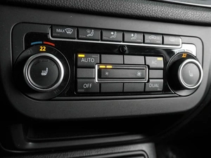 Внедорожник Volkswagen Tiguan 2011 года, 1229000 рублей, Воронеж