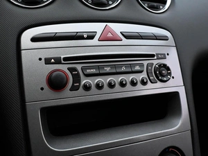 Хетчбэк Peugeot 308 2012 года, 590000 рублей, Волгоград