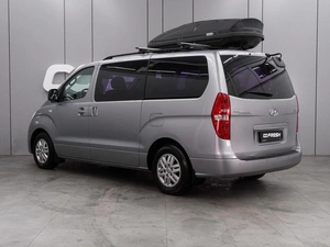 Минивэн Hyundai Grand Starex 2017 года, 2199000 рублей, Воронеж