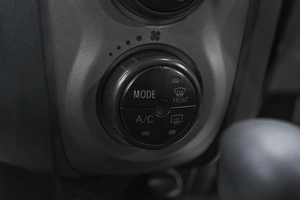 Хетчбэк Toyota Vitz 2009 года, 629000 рублей, Новокузнецк