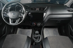 Седан Kia Rio 2013 года, 759000 рублей, Тюмень