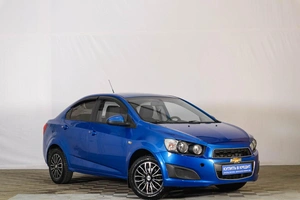 Седан Chevrolet Aveo 2015 года, 599000 рублей, Тюмень