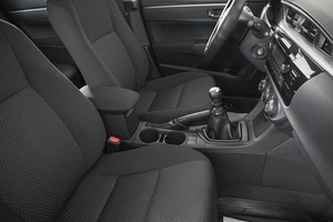 Седан Toyota Corolla 2013 года, 1699000 рублей, Кемерово
