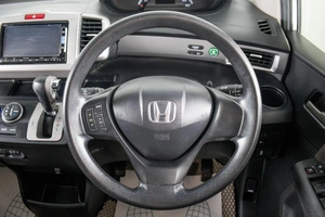 Минивэн Honda Freed 2014 года, 1499000 рублей, Пермь
