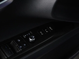 Седан Toyota Camry 2021 года, 3229000 рублей, Красный Пахарь