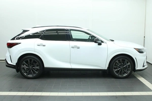 Внедорожник Lexus RX 2022 года, 8350000 рублей, Красноярск
