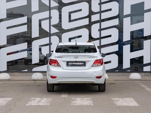 Седан Hyundai Solaris 2012 года, 1020000 рублей, Краснодар