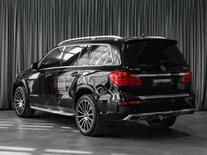 Внедорожник Mercedes-benz GL-класс 2015 года, 3499000 рублей, Тюмень