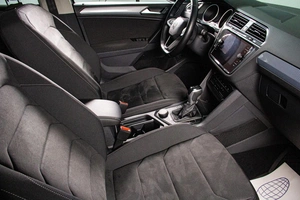 Внедорожник Volkswagen Tiguan 2021 года, 3979000 рублей, Сургут