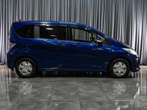 Минивэн Honda Freed 2014 года, 1499000 рублей, Тюмень