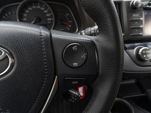 Внедорожник Toyota RAV4 2013 года, 1649000 рублей, Саратов