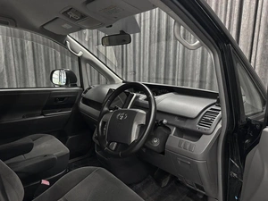 Минивэн Toyota Noah 2007 года, 1100000 рублей, Красноярск