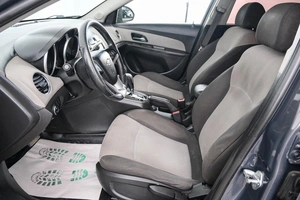 Хетчбэк Chevrolet Cruze 2013 года, 829000 рублей, Красноярск