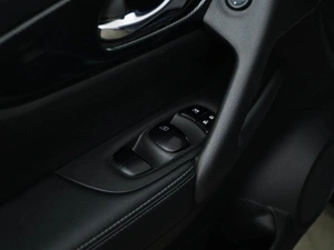 Внедорожник Nissan X-Trail 2015 года, 1899077 рублей, Москва
