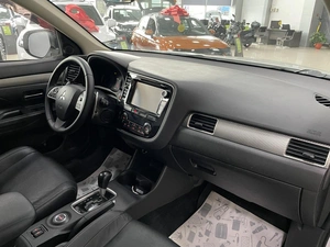 Внедорожник Mitsubishi Outlander 2013 года, 1687000 рублей, Солонцы