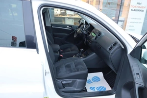 Внедорожник Volkswagen Tiguan 2012 года, 1550000 рублей, Мирное