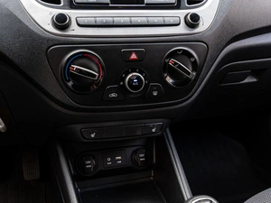 Седан Hyundai Solaris 2018 года, 1260000 рублей, Краснодар