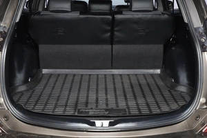 Внедорожник Toyota RAV4 2017 года, 2449000 рублей, Новосибирск