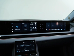 Седан Voyah Passion 2023 года, 3949050 рублей, Москва