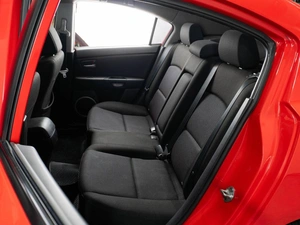 Седан Mazda 3 2007 года, 715000 рублей, Тюмень