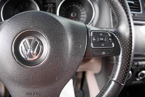 Хетчбэк Volkswagen Golf 2011 года, 699000 рублей, Пермь