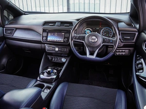 Хетчбэк Nissan Leaf 2019 года, 1829000 рублей, Волгоград