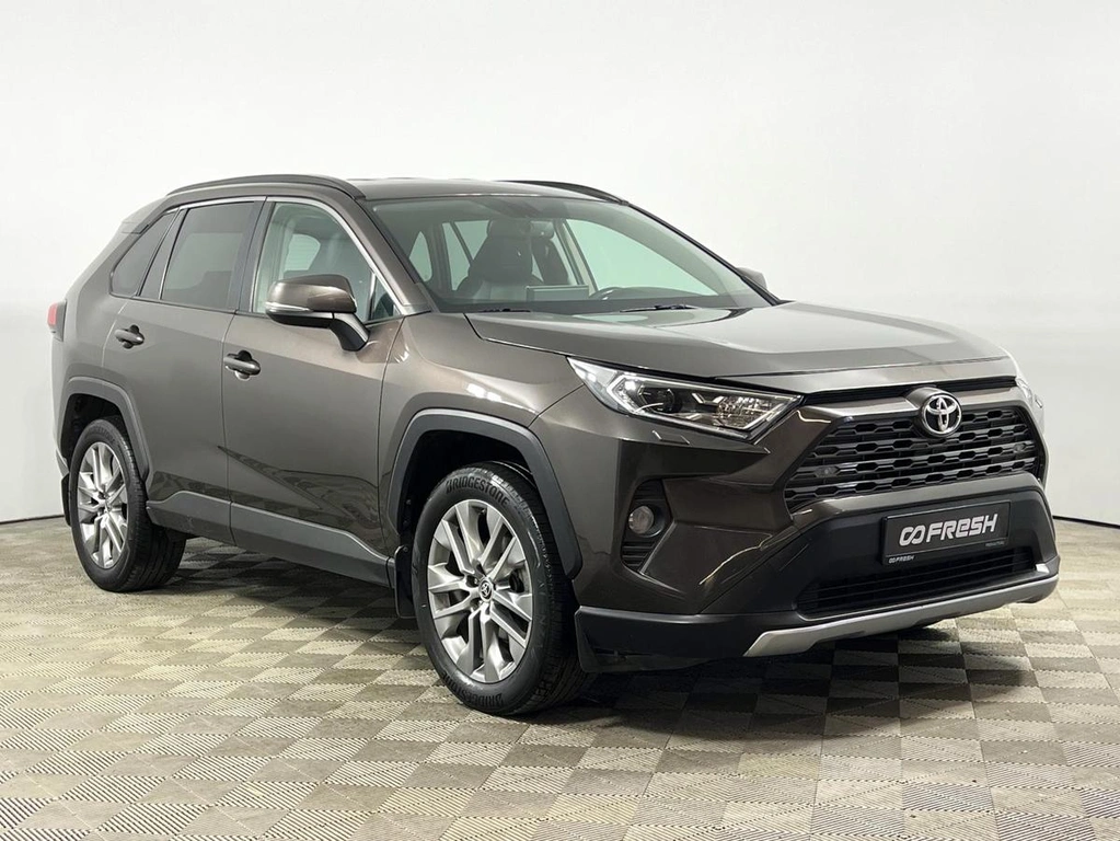 Внедорожник Toyota RAV4 2022 года, 2935200 рублей, Казань
