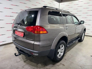 Внедорожник Mitsubishi Pajero 2011 года, 1440000 рублей, Красноярск